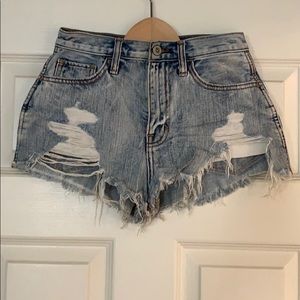 Mid Waist Jean Shorts 🤩